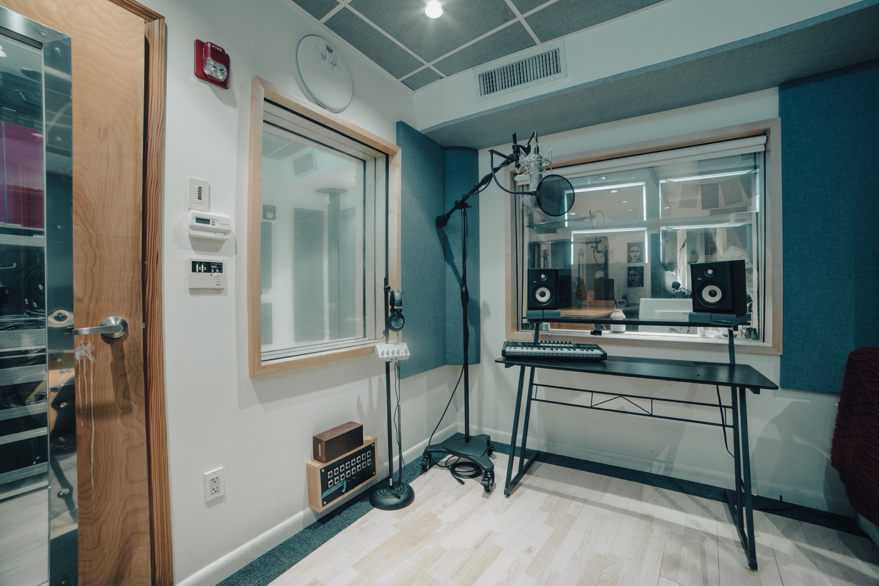 Vocal booth